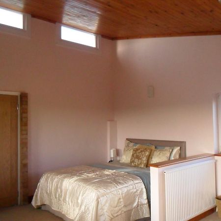 Bank Cottage B&B ニューポート エクステリア 写真